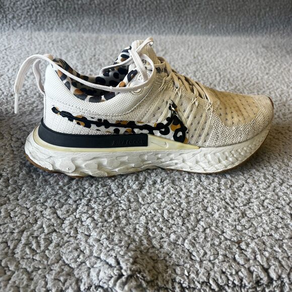 Nike React Infinity Flyknit Womens 7 Running Work STAINS DJ5932-001 - Picture 10 of 15